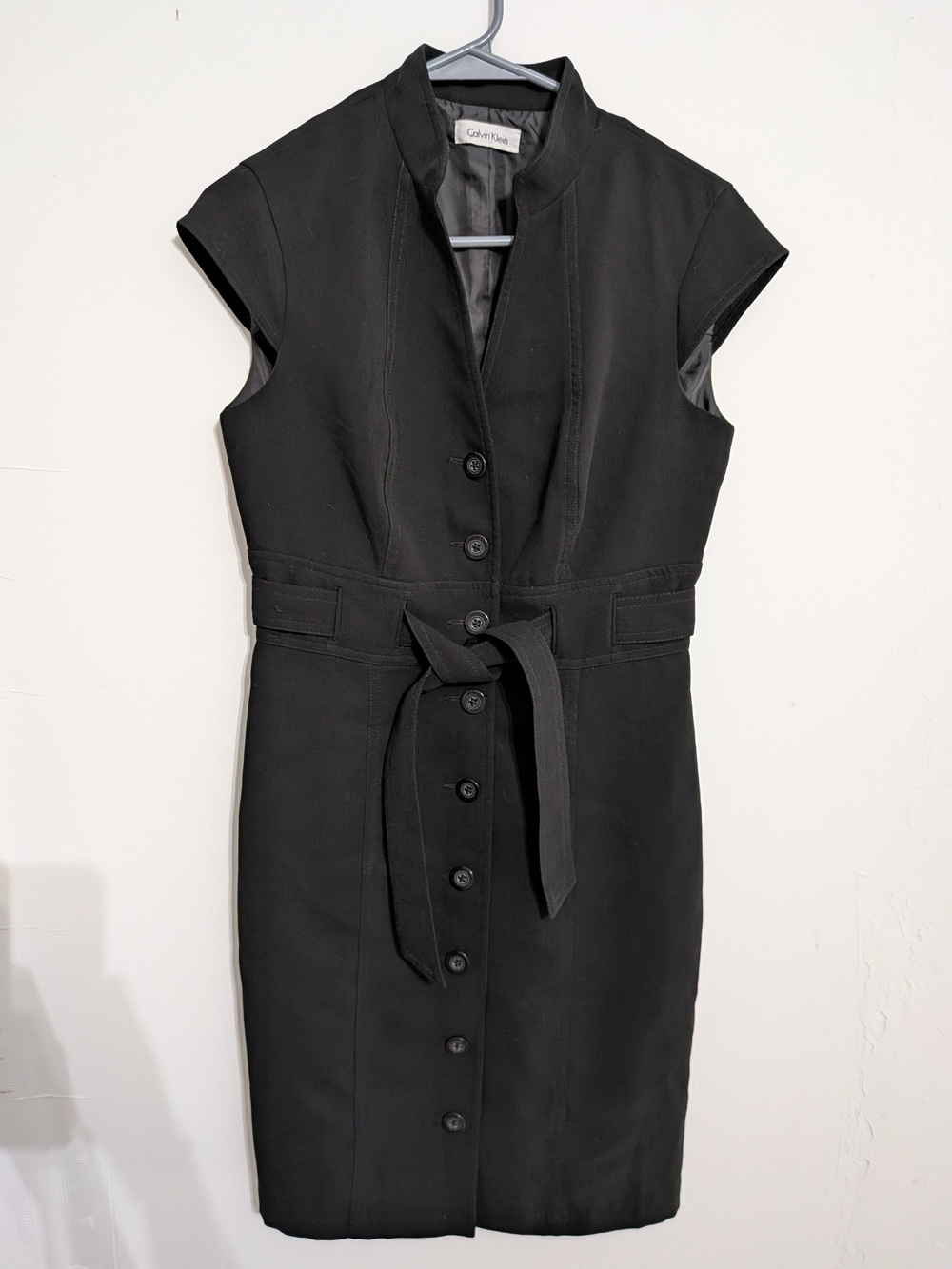 Calvin Klein Black Cap-Sleeve Button-Front Sheath Dress with Self-Tie Waist